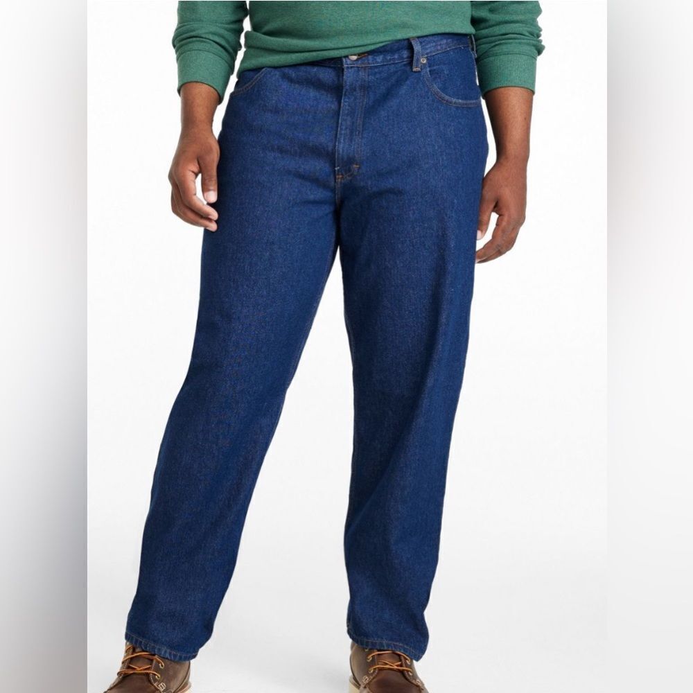 L.L. Bean Men’s Relaxed Straight Fit Jeans Size 38 x 30.